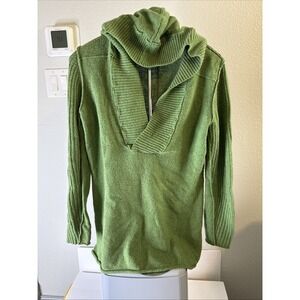Gap Women's Pullover Hoodie Sweater Long Sleeved Green Size M